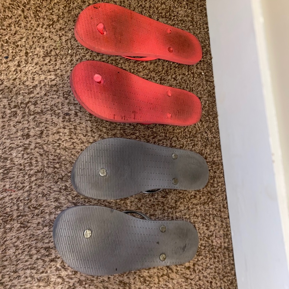 flip flops! - Picture 4 of 4